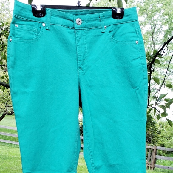 New without tags green denim jeans - Picture 3 of 3